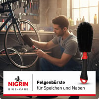 Sada čistiacich kief na bicykel Nigrin Bike Care, 3 ks – kefa na umývanie, kefa na ráfiky, kefa na kazetu – čierna/červená 3