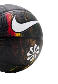 Minge de baschet Nike Everyday Playground 8P Next Nature - Baschet de exterior, mărimea 5, multicolor/negru/alb, livrată dezumflată 2