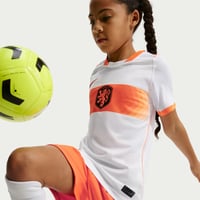 Detský dres Nike Holandsko – vonkajší, 13/15 rokov – Futbalový dres Dri-FIT Stadium Away – WM 2026 Euro Fan Jersey, biela/Hyper Crimson 6