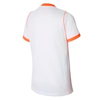 Detský dres Nike Holandsko – vonkajší, 13/15 rokov – Futbalový dres Dri-FIT Stadium Away – WM 2026 Euro Fan Jersey, biela/Hyper Crimson 8