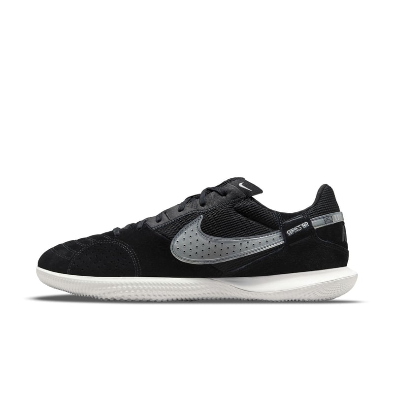Pánske sálové kopačky Nike Streetgato IC DC8466-010 – čierne, veľkosť 42 (EU) – halová futbalová obuv
