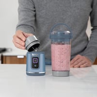 Ninja Blast BC151EUNV Hordozható Turmixgép 530ml Vezeték Nélküli Jégzúzó Smoothie Készítő Kék 8