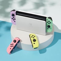 Pár Nintendo Joy-Con ovládačov – pastelová fialová a pastelová zelená – Nintendo — Chýba jeden úchyt na zápästie (stav: pozri 2. obrázok) 6