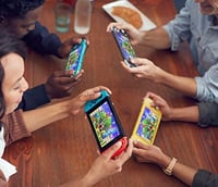 Prenosná herná konzola Nintendo Switch Lite, tyrkysová – Viditeľné známky používania na displeji aj na ráme (stav: pozri 2. obrázok) 3
