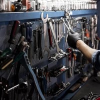 Nivithi 55 db lyukasztott fali horog 10 cm szerszámtárolóhoz 5