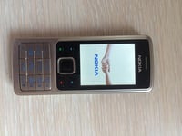 Mobilný telefón Nokia 6300 bez blokovania – čierno-strieborný, 2 Mpx fotoaparát, Bluetooth, FM rádio, hudobný prehrávač, 7,8 GB 6