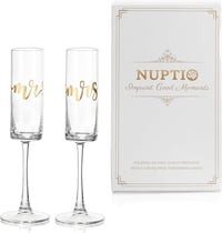 NUPTIO Arany Pezsgőspohár Szett Mr & Mrs Felirattal - 2 db Elegáns Gravírozott Üvegpohár Esküvőre, Évfordulóra, Eljegyzésre 1