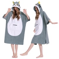 Poncho de baie din microfibră pentru adulți OLAOLA, poncho de surf cu glugă și buzunare, prosop cu uscare rapidă pentru schimbat, pentru plajă, model cu pisici 1