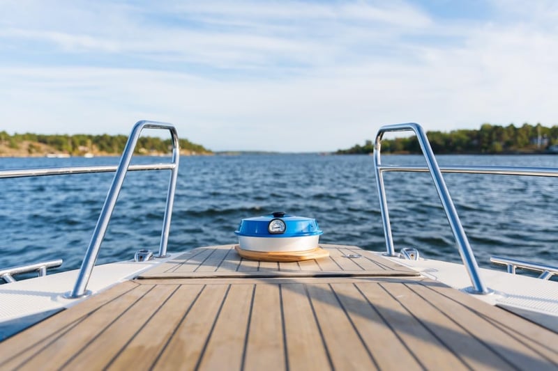 Omnia KIT Marine Classic 2L kék fedővel, szilikon formával, sütőráccsal és hőmérővel