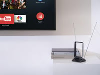 One for All SV9465-5G vnútorná pasívna teleskopická TV anténa DVB-T/T2, 4K Ultra HD, čierna, automatická regulácia zosilnenia, 0-25 km 2