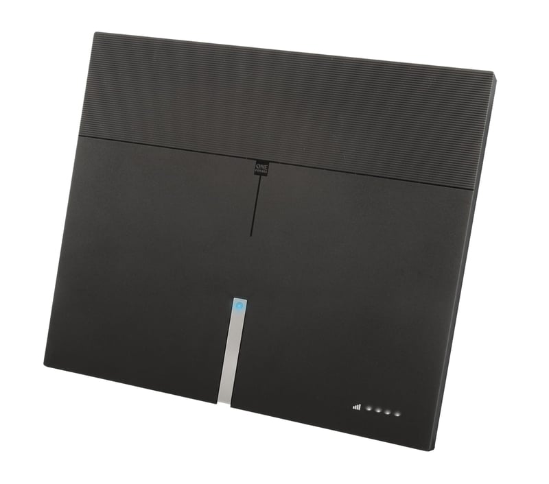 Interná digitálna TV anténa One For All SV9495 5G – DVB-T2 4K Ultra HD, filter 3G/4G/5G, automatické zosilnenie, 0 – 25 km, čierna