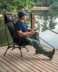 Skladacia kempingová stolička OneTigris DRAGONHIDE s vysokým operadlom, nosnosť 125 kg, s 2 bočnými vreckami, ultraľahká rybárska stolička pre outdoor, čierna 2