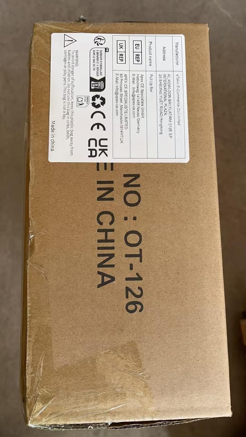 ONETWOFIT Falra szerelhető húzódzkodó bar, dip állvány, otthoni edzőgép 440 kg terhelhetőség - black