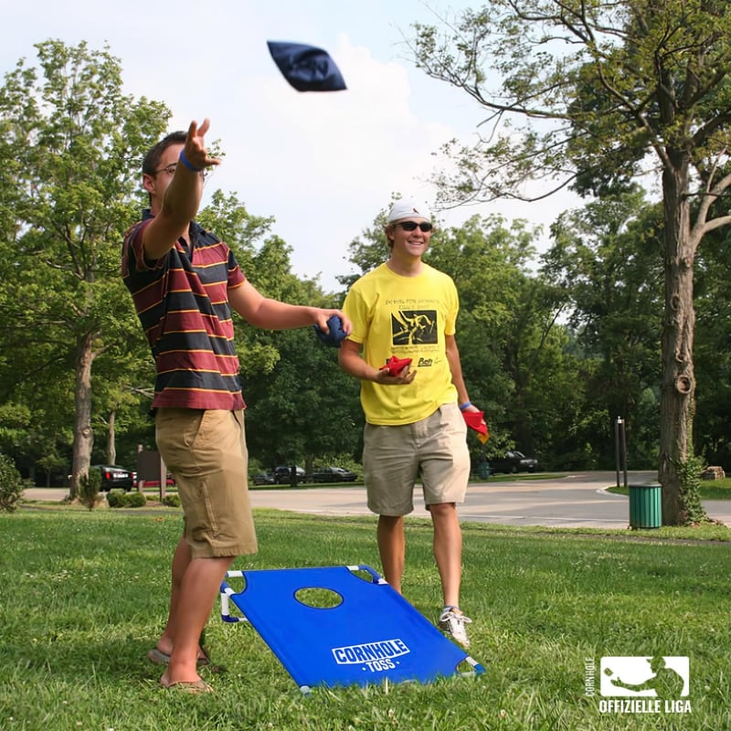 Original Cup Cornhole Játék Szett - Hivatalos Méretű Amerikai Ügyességi Játék - Hordozható PVC Keret, 8 Dobózsák, Táskával - Kerti, Strand,  - Cornhole Toss