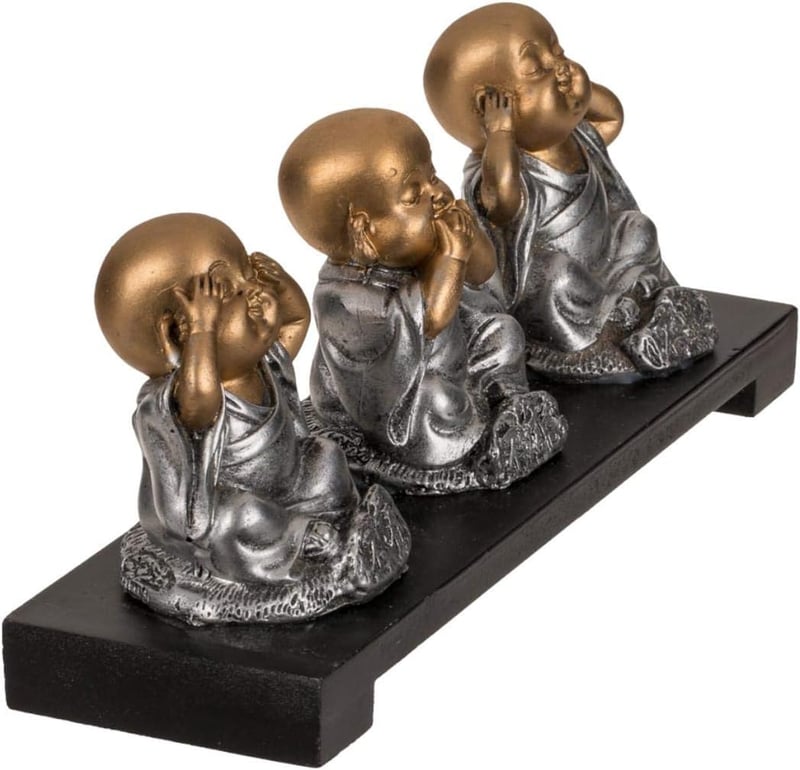 Out of the Blue Buddha szobor fa padon, 3 figurás szett 20x9 cm