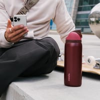 Nerezová fľaša na vodu Owala FreeSip 946 ml (32 oz) – Čierna čerešňovo červená farba, nepriepustná fľaša na pitie 7