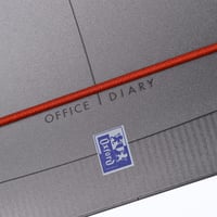 Špirálový týždenný kalendár Oxford Office 2026-2027 – 10x15 cm – Sivá/Čierna – Študentský diár 5