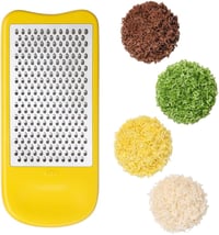 OXO Good Grips rozsdamentes reszelő és szeletelő szett spirálvágóval - Burrs & Slice Set 8