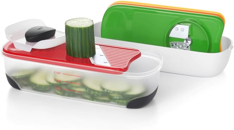 OXO Good Grips rozsdamentes reszelő és szeletelő szett spirálvágóval - Burrs & Slice Set