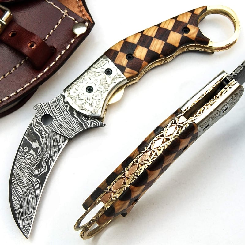 PAL 2000 KNIVES 8740 Damaszkusz Kés Kézműves Összecsukható Vadászkés Bőrtokkal