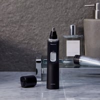 Panasonic ER-GN300 trimer za dlake u nosu i ušima za muškarce, trimer za obrve, vodootporan, na baterije, crni 9
