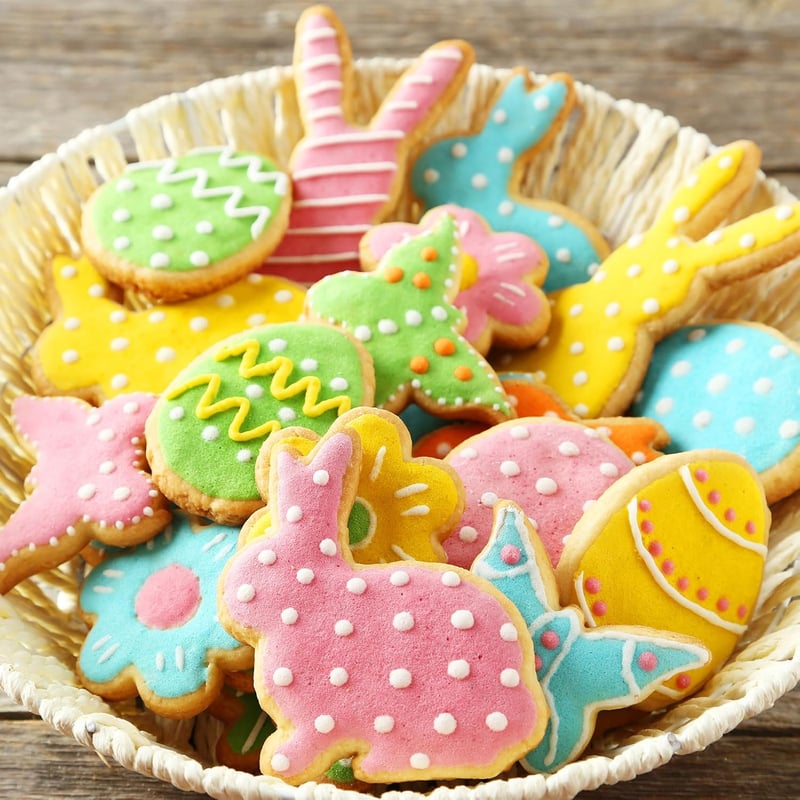 PAPU Set de 8 forme pentru fursecuri de Paște - Oțel inoxidabil, forme de iepuraș, pui, ou, floare pentru copt, fondant