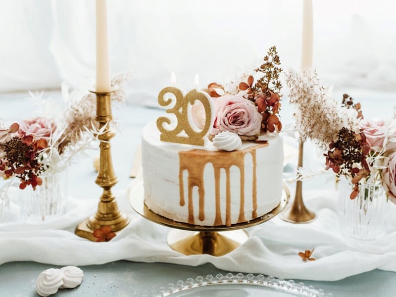 PartyDeco 30-as Szám Születésnapi Gyertya Arany Csillogó Tortadísz Sütemény Dekoráció Felnőtt Gyerek Szülinap Évforduló