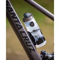 Magnetický cyklistický fľašový set Peaty's x Fidlock Lockin 600 ml – Twist & Release, alternatíva ku košíku na fľašu, dymová farba 2