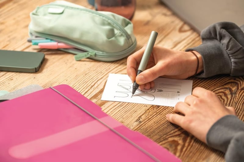 Pelikan TR Pina Colada Olive Toll - Prémium Írógép Stílusú Tollak