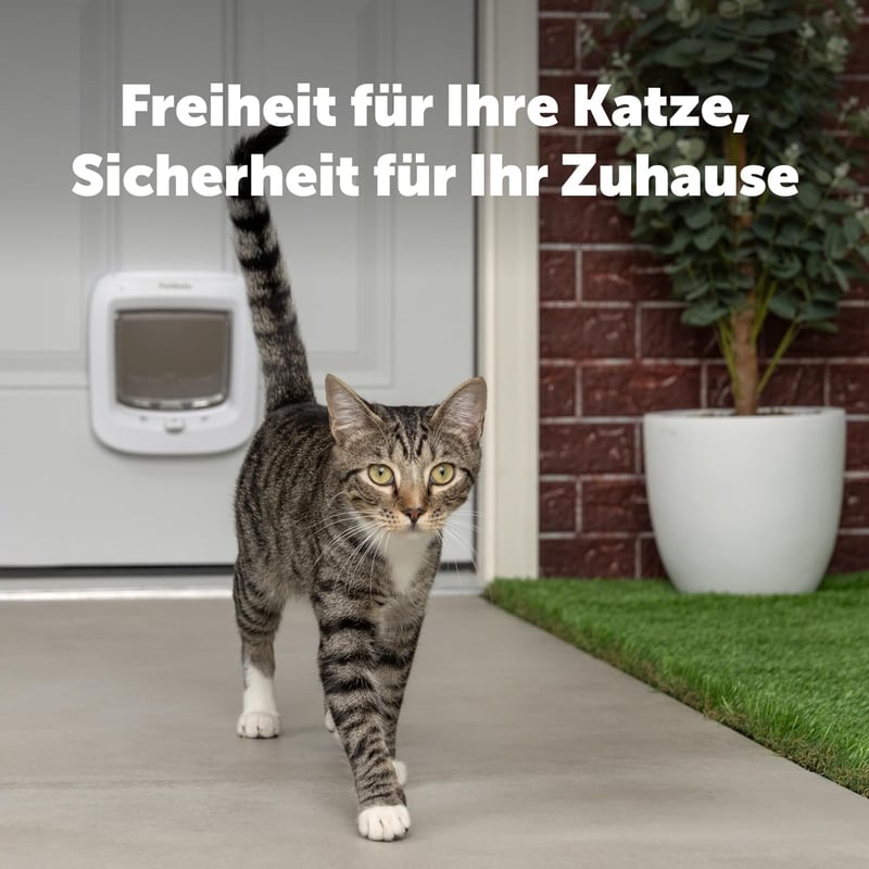PetSafe Mikrochip Macskaajtó, 4 Irányú Zárral, Elemmel Működő