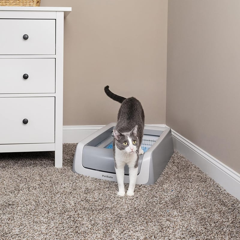 PetSafe ScoopFree Önműködő Macskavécé Kristályhomokkal 2. Generáció