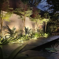 Nástenný LED reflektor Philips Hue White and Colour Ambiance Amarant, čierny, 1400 lm, nízkonapäťový rozširujúci modul 9