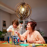 Bec Philips Ultra Efficient LED E14, 40W echivalent, transparent, lumină albă caldă, formă picătură, sursă de lumină eficientă energetic 2