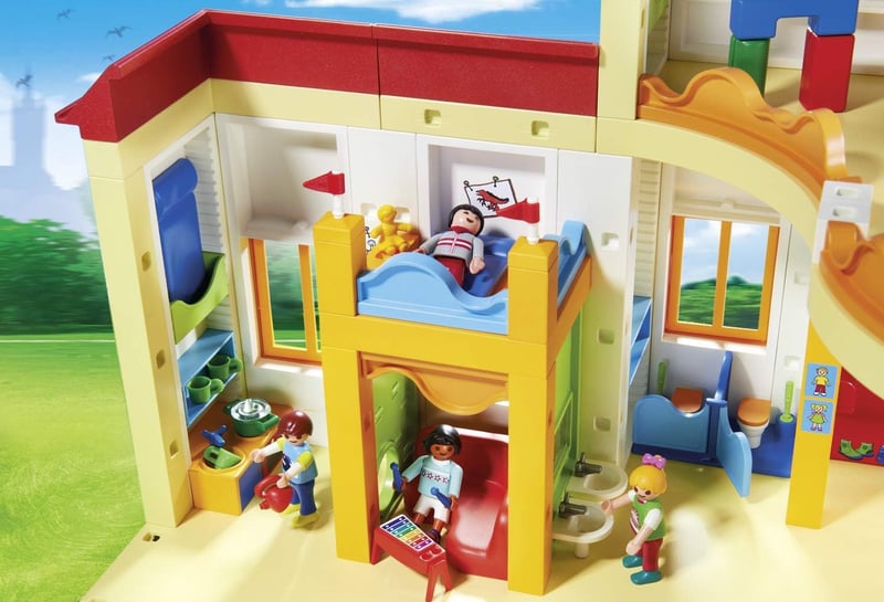 PLAYMOBIL City Life Óvoda Fény- és Hangeffektussal 4+ Éveseknek