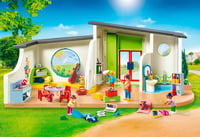 PLAYMOBIL MyLife 71601 Szivárvány Óvoda Játékszett Kiegészítésekkel és Működő Csengővel 3