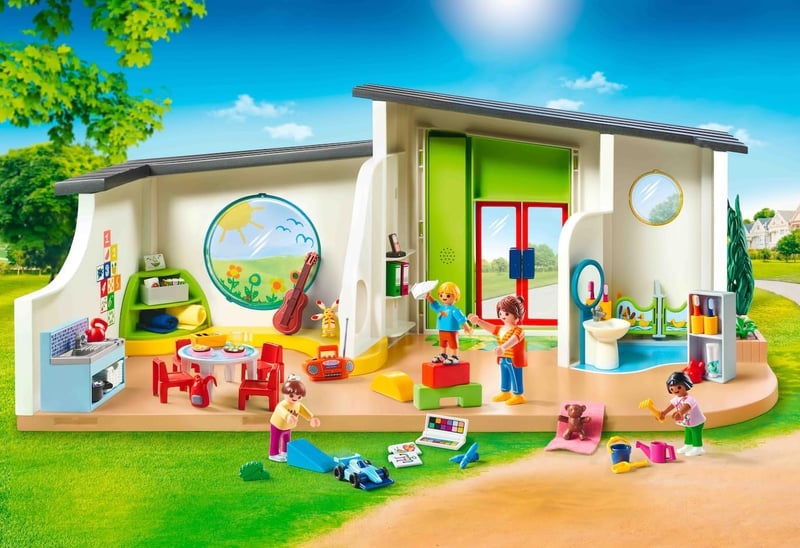 PLAYMOBIL MyLife 71601 Szivárvány Óvoda Játékszett Kiegészítésekkel és Működő Csengővel