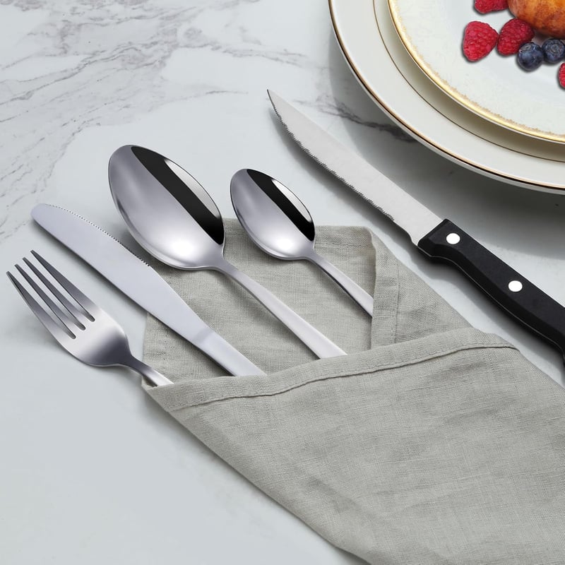 Pleafind 30 részes rozsdamentes evőeszköz készlet 6 személyre, steak késsel