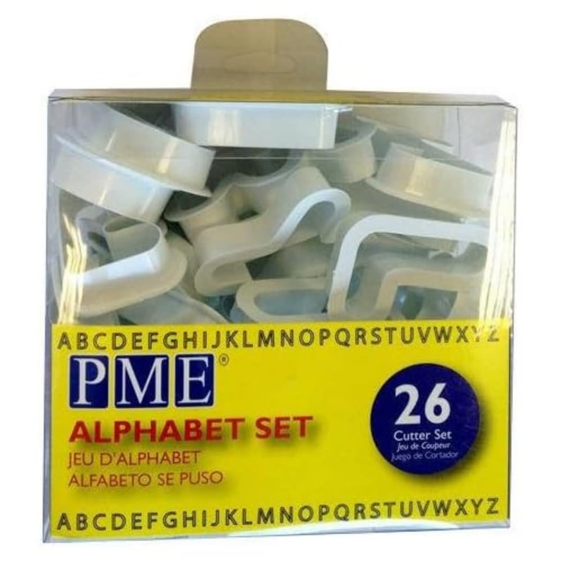 Sada vykrajovačiek na písmená PME AN300 na fondán a zdobenie tort, 26 ks, biely plast, 5x5 cm