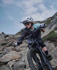 POC Kortal Race MIPS enduro/trail MTB bukósisak RECCO és NFC Medical ID rendszerrel 6