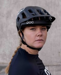 Cyklistická prilba POC Tectal – maximálna ochrana a vynikajúce odvetranie pre trailové a enduro jazdy 8