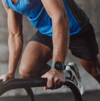 Polar Pacer Pro GPS Sportuhr Pulsuhr Smartwatch Futás Edzés Alvásmonitor - Carbon grey, Pacer Pro 7