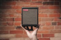 Positive Grid Spark MINI hordozható gitárerősítő és Bluetooth hangszóró, 10W - fekete 2