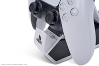 Nabíjacia stanica PowerA Dual Charging Station pre bezdrôtové ovládače PS5 DualSense, súčasné nabíjanie 2 ovládačov, sivo-čierna, Sony PlayStation 5