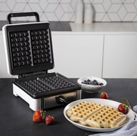 Princess 1200W Belgawaffle Sütő Állítható Hőfokkal és Tapadásmentes Bevonattal 2