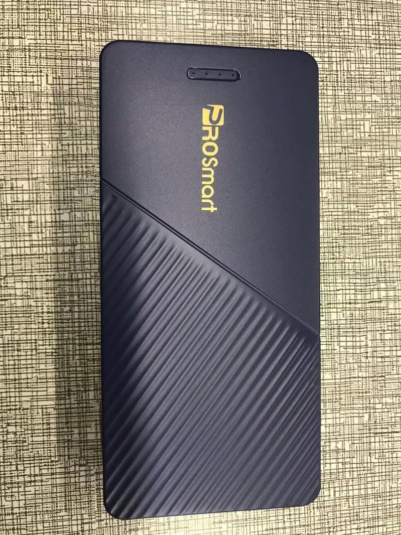 PROSmart 10000 mAh USB-C Powerbank Fűthető Mellényekhez - Hordozható Akkumulátor Csomag Hosszabb Kültéri Használathoz, Fekete