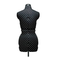 Krajčírska figurína Prym Prymadonna Polka Dots, čierno-biela s bodkami, veľkosť M (42-48), nastaviteľná výška, so značkovačom dĺžky sukne a vankúšikom na špendlíky 4