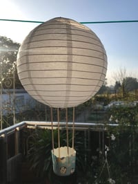 QIXINHANG Abajur rotund alb din hârtie, stil clasic cu nervuri de bambus, decorațiune de 20 cm (8 inch) pentru grădină, nuntă și evenimente 7
