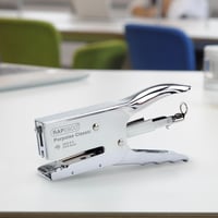Sada zošívačiek Rapesco 1298A Porpoise v chrómovej farbe s 10 000 ks spôn 26/8 mm, kapacita 45 listov 2