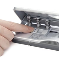 Perforator reglabil cu 6 găuri pentru agende Rapesco 1344, capacitate 10 coli 3