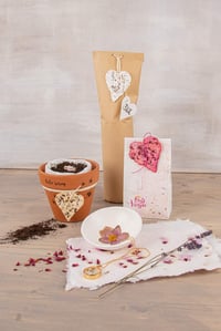 Ramă pentru sită de hârtie Rayher, natur, 30 x 21 cm, potrivită pentru hârtie de până la 25 x 16 cm, pentru fabricarea hârtiei artizanale 10